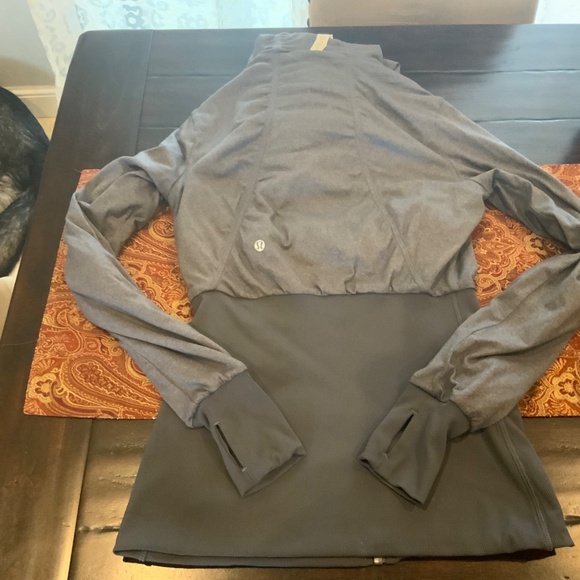 Lululemon Dance Studio Jacket Women Gray Reversible Full Zip Hooded, size 6,NWOT - Picture 9 of 10